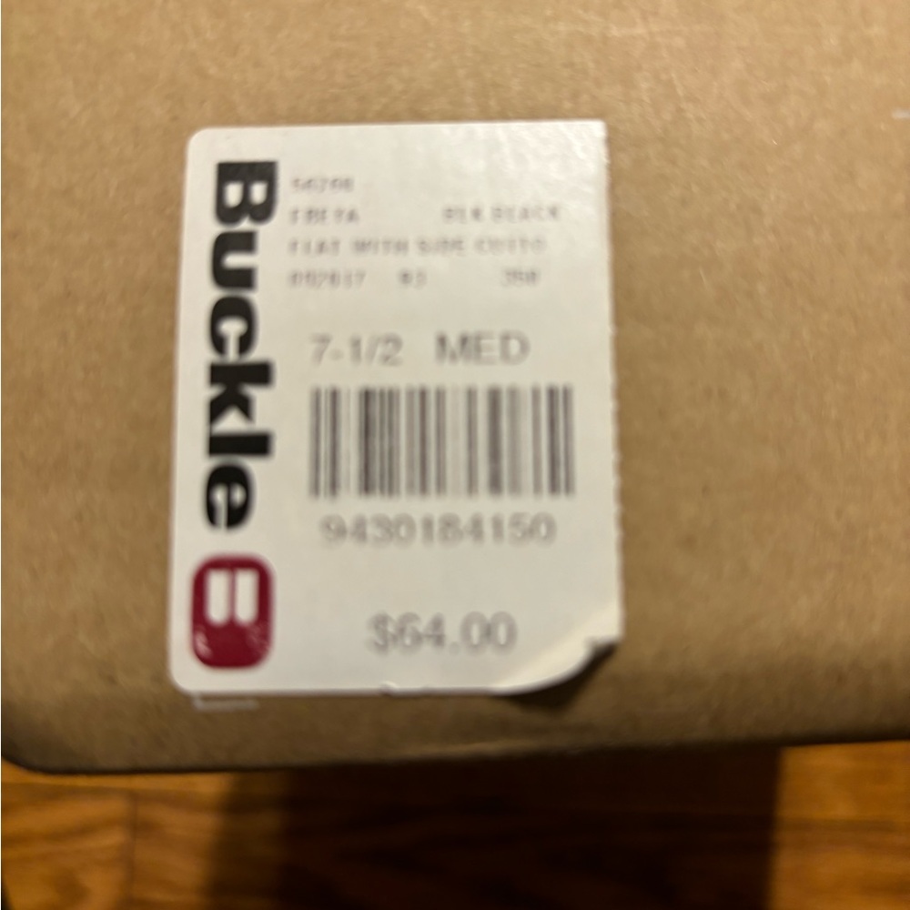 Buckle MiMi Shoes NWT - Picture 9 of 13
